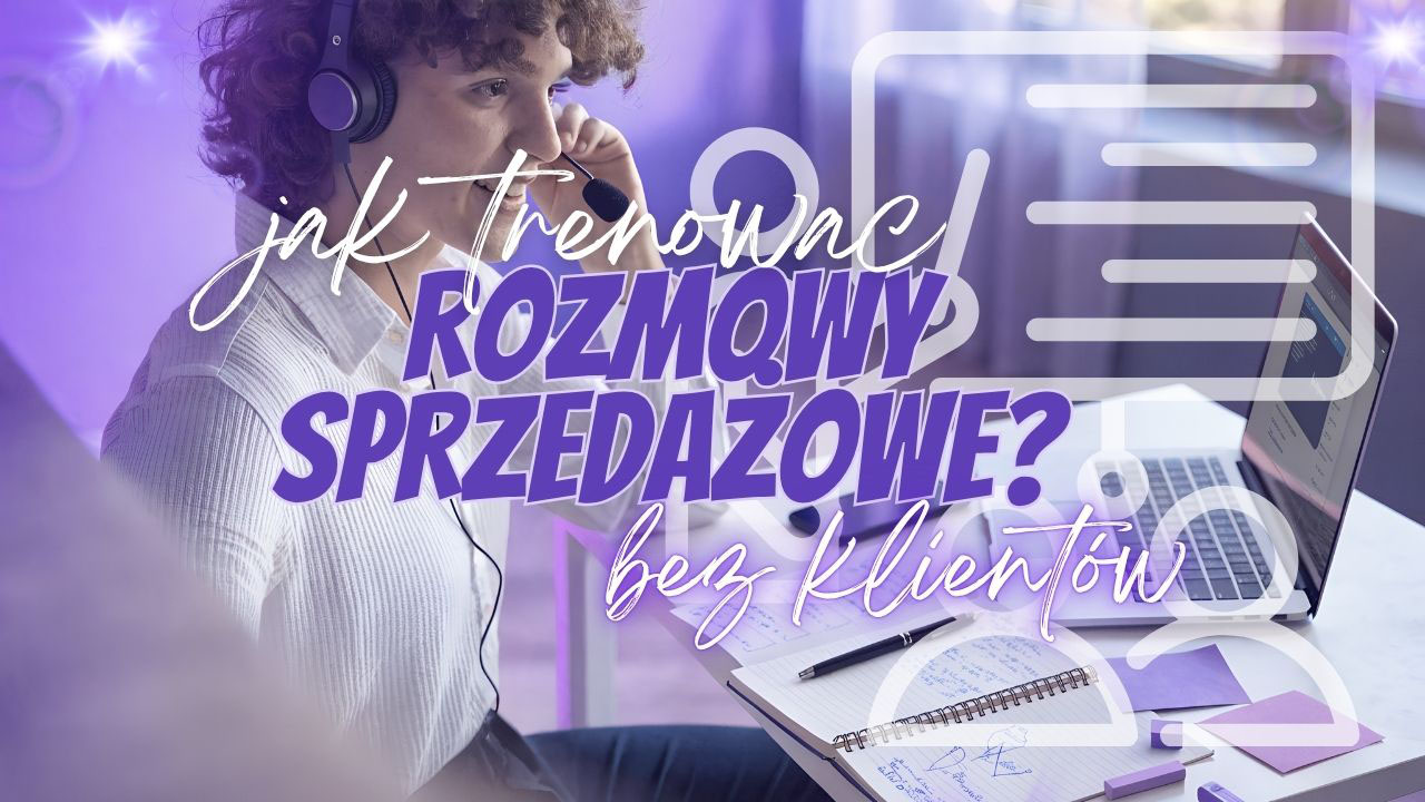 Osoba ćwiczy rozmowy sprzedażowe bez klientów, przygotowując się do pierwszych prawdziwych rozmów.